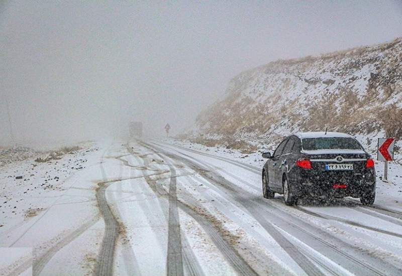 ورود سامانه‌ی بارشی جدید به آذربایجان شرقی/ بارش برف ادامه دارد