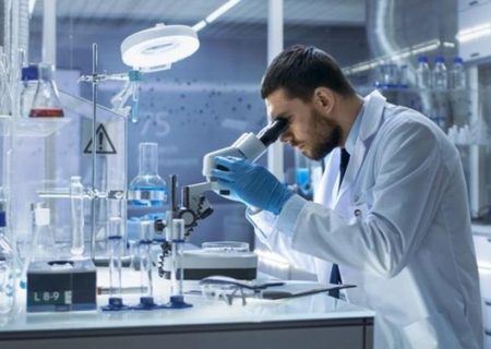 ۱۹ درصد اعضای هیات علمی دانشکده علوم نوین پزشکی جزو دانشمندان برتر جهان هستند/ کنترل و تعمیر دستگاه‌های پزشکی