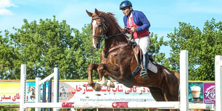 مسابقات پرش با اسب استان آذربایجان‌شرقی برگزار شد