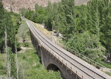 ایران نقطه تلاقی کریدور ریلی شرق به غرب جهان