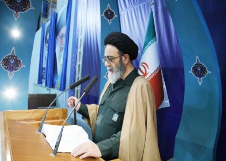 امام جمعه تبریز: توسعه روابط ایران با کشورهای جهان به خصوص همسایگان مورد تاکید است