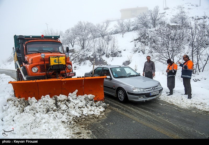 تلاش برای بازگشایی راه ۲۰۰ روستای آذربایجان‌ شرقی ادامه دارد