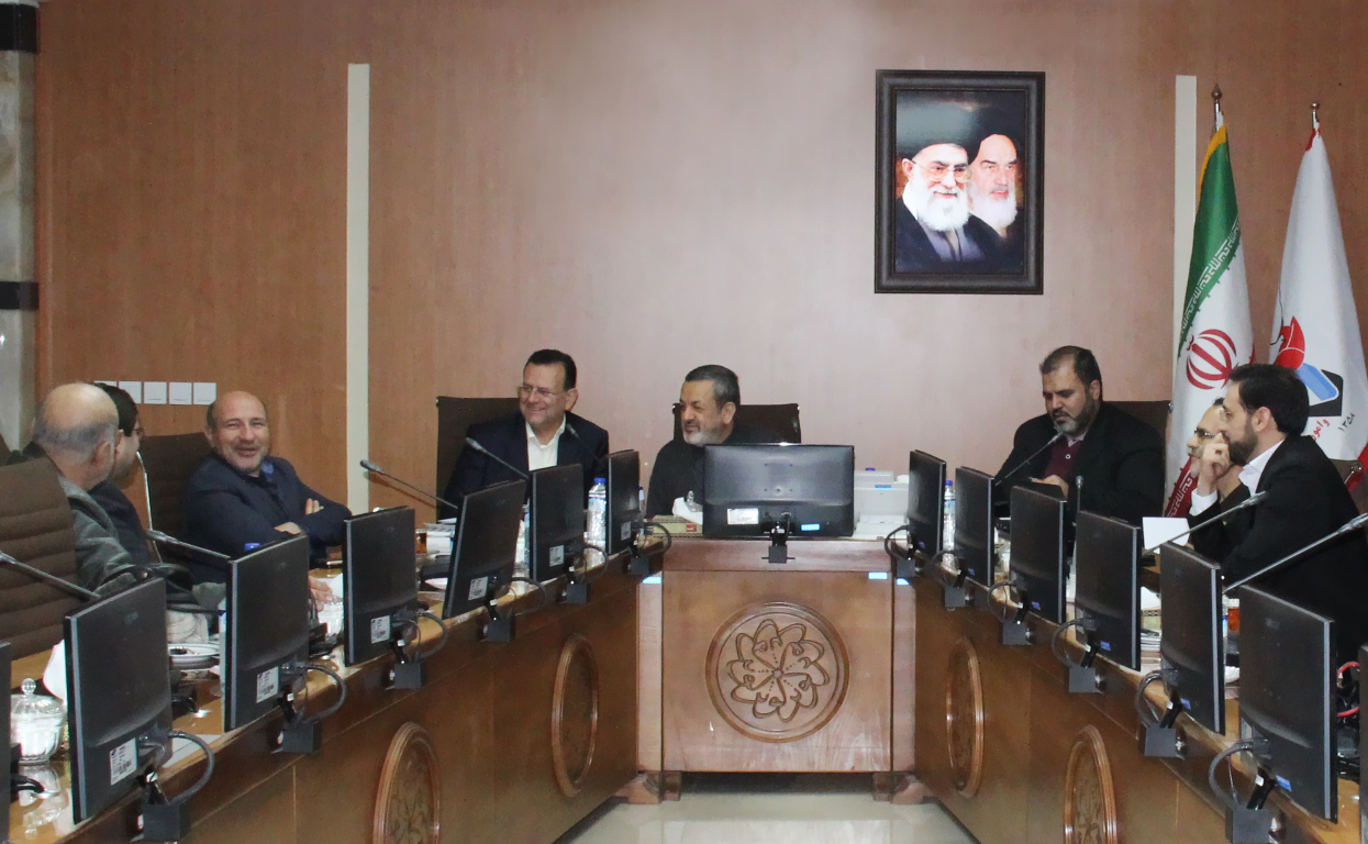 رسانه ها صدای مردم باشند نه گروه های خاص/ کارآمدی مدیران مهم تر از انقلابی بودن آنهاست