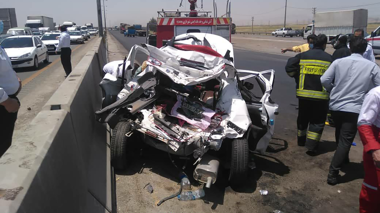 تصادف کوئیک و پژو ۴۰۵ در آذربایجان شرقی با سه کشته و سه مصدوم