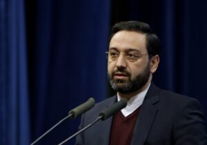 لزوم کار جهادی و تحولگرایانه برای تحقق شعار سال