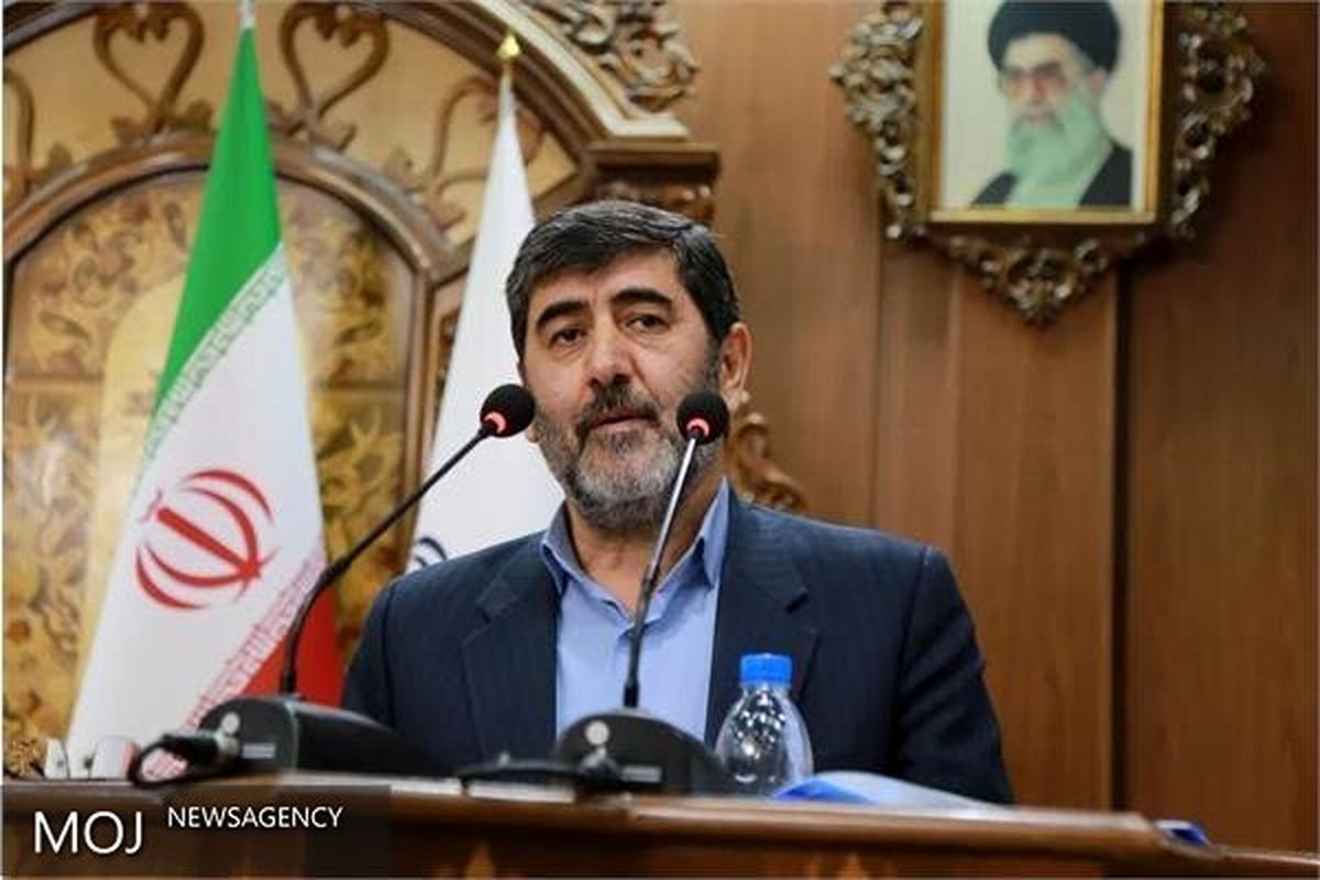 انتقال دارو به عراق تنها از طریق هلال احمر میسر است