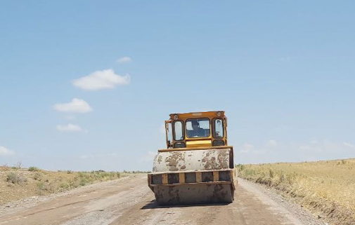 آسفالت ریزی یک میلیون و ۸۰۰ هزار مترمربعی در روستاهای آذربایجان شرقی 