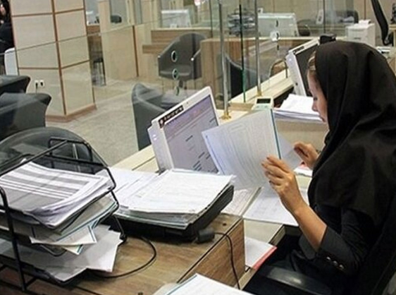 سهم زنان از جامعه کارمندی بیشتر شد