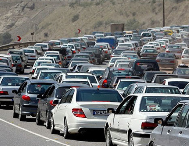 تردد پرحجم در مبادی خروجی تهران