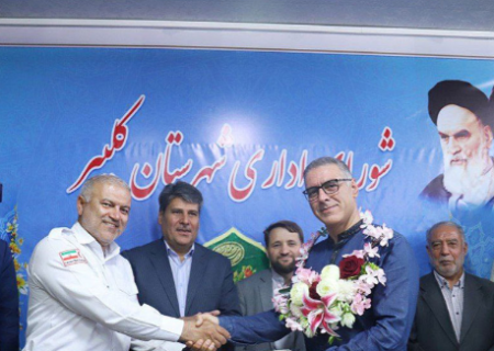 صعود “رحیم اژدری” کوه نورد کلیبری به قله “اورست”