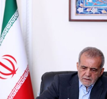 پزشکیان: پرستاران در جنگ ۱۲ روزه برگ زرین دیگری بر دفتر خاطرات سلامت کشور افزودند