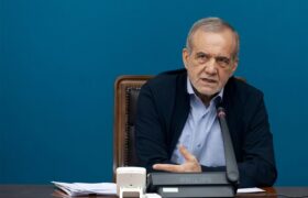 دفاع و دیپلماسی باید هم‌زمان و فعال پیش برود