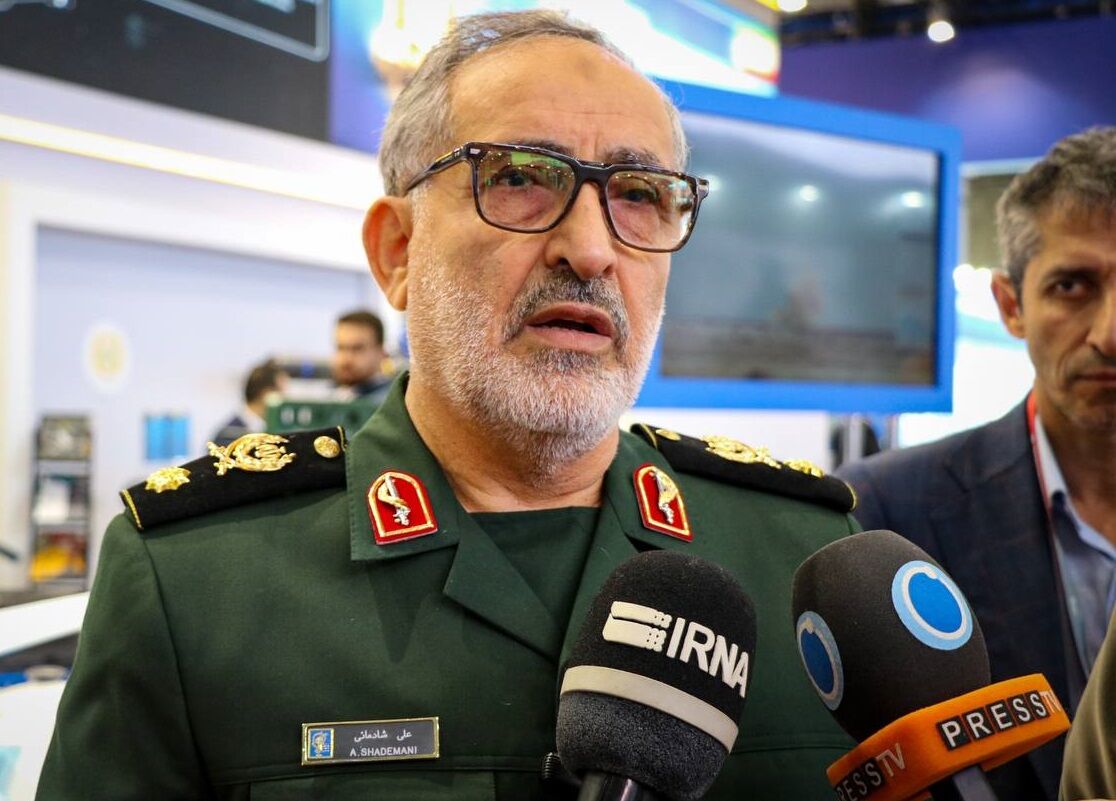 پدرم در تعقیب و گریز مستقیم با اسرائیل شهادت رسید