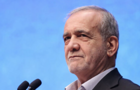 پزشکیان: فرودگاه قم به زودی بین‌المللی می‌شود