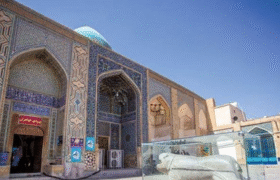 شیر سنگی، امید باروری یا بازی با خرافات؟
