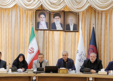 جلسه هم اندیشی استاندار آذربایجان شرقی با نمایندگان مردم استان در مجلس شورای اسلامی/ تقدیر نمایندگان از مدیریت مطلوب استان در شرایط بحرانی جنگ تحمیلی ۱۲ روزه 