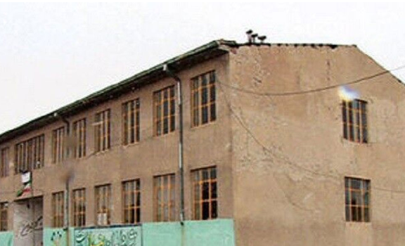 ۱۷ مدرسه وقفی مراغه در خطر ریزش