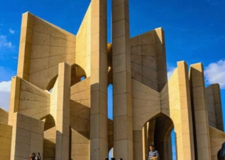 کسی تبریز را نمی‌بیند!