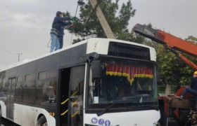 خسارت به شبکه برق در پی، بی‌احتیاطی راننده اتوبوس