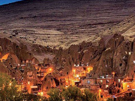 انتقاد گردشگر یزدی از وضعیت روستای جهانی کندوان: هر وجب کندوان یک چاه نفت است، اگر مسئولان بخواهند 