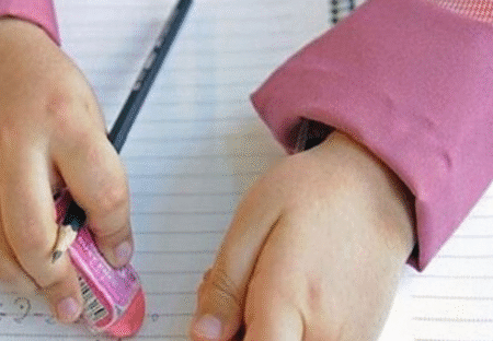 چرا “تکالیف طولانی” ذهن دانش‌آموزان را خسته می‌کند؟