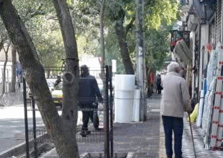 اجرای سنگفرش تربیت غربی(بالا تربیت) پروژه ای انسان محور در بافت تاریخی شهر