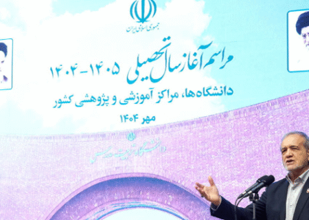 پزشکیان: اگر نخبگان به میدان بیایند، دشمن هیچ غلطی نمی‌تواند بکند