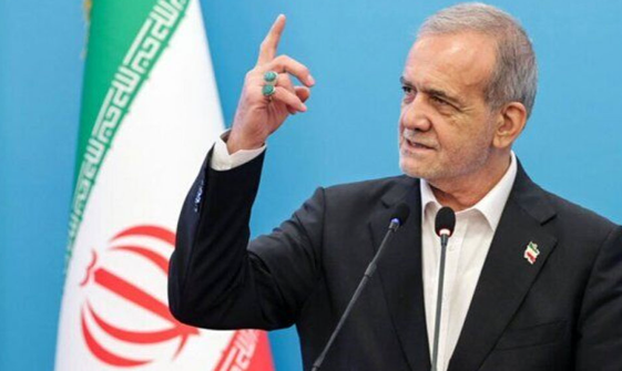 پزشکیان: نخبه کسی است که اگر به مشکل برخورد، در نرود
