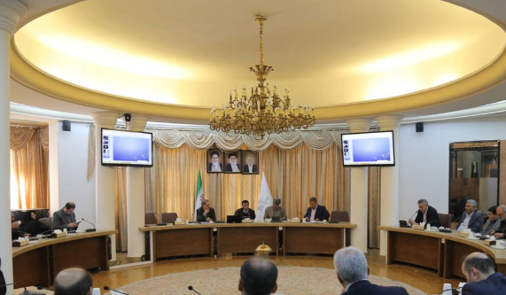 دهک های کمبرخوردار در پرداخت وامهای اشتغال خانگی در اولویت باشند