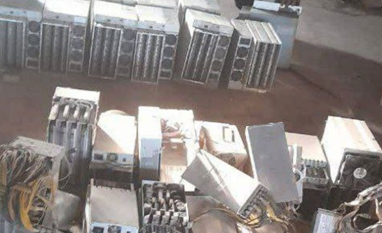 کشف و توقیف هفت دستگاه ماینر قاچاق در تبریز