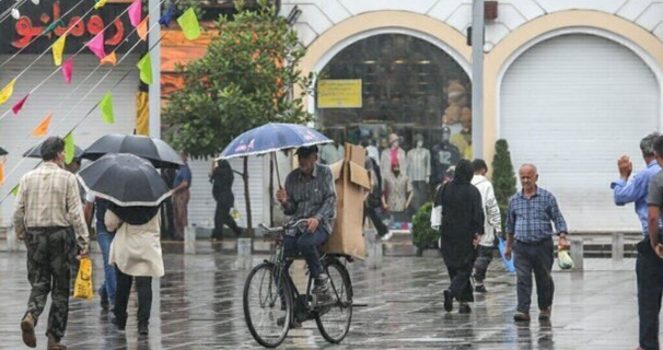 رگبار باران در نوار شمالی/ دریای خزر مواج می‌ شود