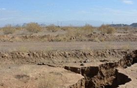 فرونشست زمین در آذربایجان غربی؛ دشت‌های سلماس و کهریز در معرض خطر