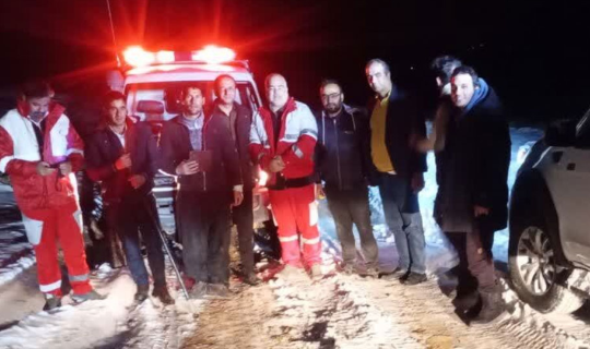 آزادسازی خانواده گرفتار در برف ارتفاعات مراغه