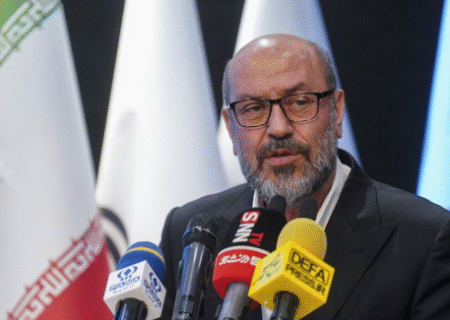 هیچ کودکی در ایران نباید به‌ دلیل فقر از تحصیل محروم شود