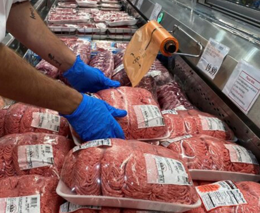 اولویت واردات با گوشت است نه دام زنده/ هشدار درباره خطر انتقال بیماریهای خاموش