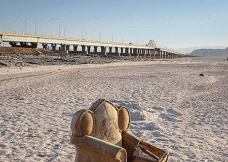 با ناآگاهی خود باعث خشکی دریاچه ارومیه شده‌ایم