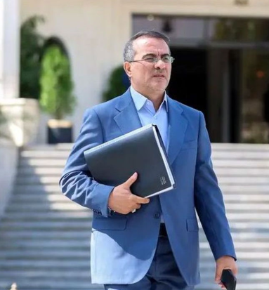 کاهش نیروی انسانی ۱۵ درصدی قابل انجام نیست/ سهم ۹۰ درصدی هزینه های جاری از بودجه