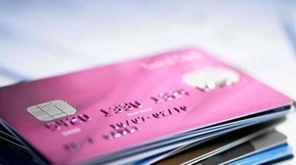 طرح انتقال سهمیه بنزین به کارت بانکی به کجا رسید؟ 