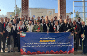 اولین روز کار به ادای احترام به شهدا