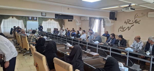 ارتقای مهارت‌های حرفه‌ای کارکنان خدمات آبفای آذربایجان شرقی با برگزاری کارگاه آموزشی تشریفات، ایمنی و بهداشت محیط کار